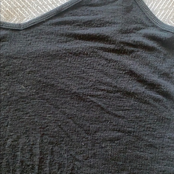 Bundle of 3 crop tops - Picture 5 of 6